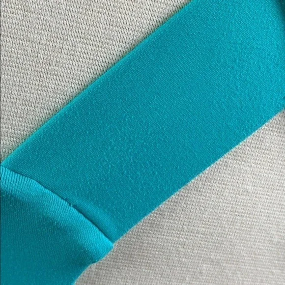Lululemon Blue Fitted Workout Tank Built-in Bra Size 4 - Picture 8 of 8